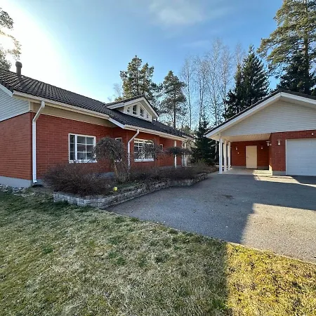 Kotimaailma - House - Pietarsaari